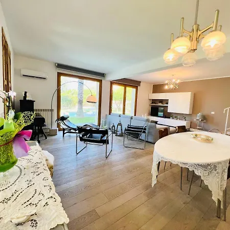Donna Vincenza Villa