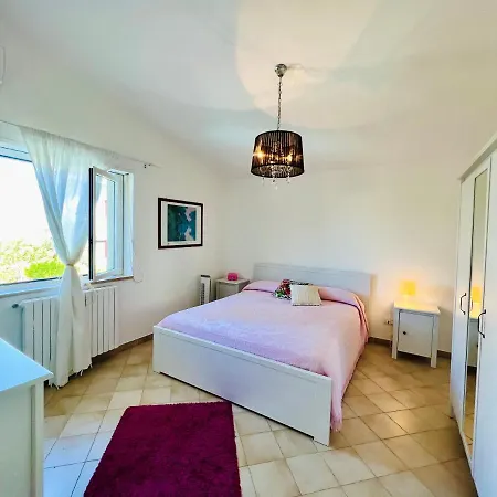 Donna Vincenza Villa