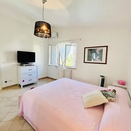 Donna Vincenza Villa